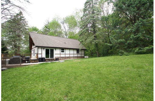 E13428 Tower Rd, Baraboo, WI 53913