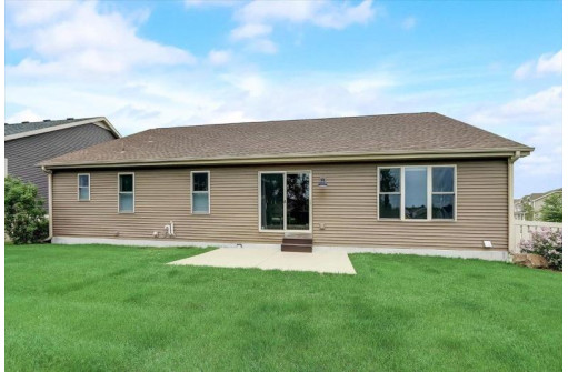 10201 Shady Birch Tr, Verona, WI 53593