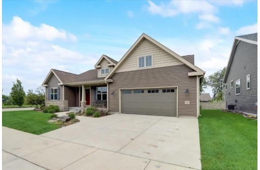 10201 Shady Birch Tr, Verona, WI 53593