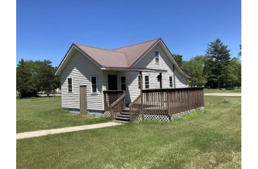 18679 S Wisconsin Ave, Muscoda, WI 53573