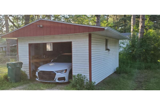 N4579 Oak Knoll Rd, Poynette, WI 53955