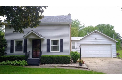 517 E Beloit St, Orfordville, WI 53576