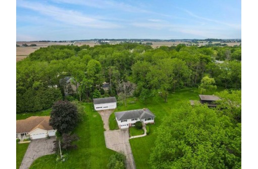 6345 Pheasant Ln, Verona, WI 53593