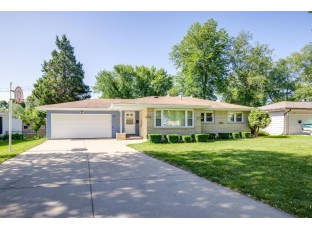 713 Troy Dr Madison, WI 53704