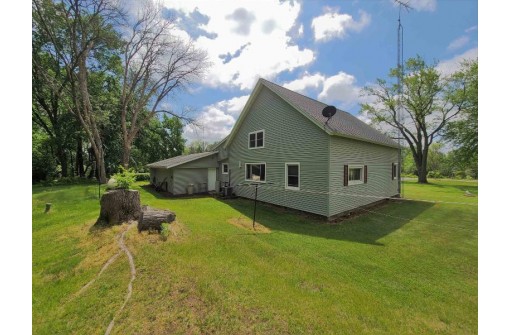 W5384 Hwy 33, Pardeeville, WI 53954