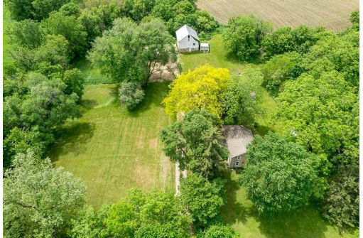 15119 W Avon North Townline Rd, Brodhead, WI 53520