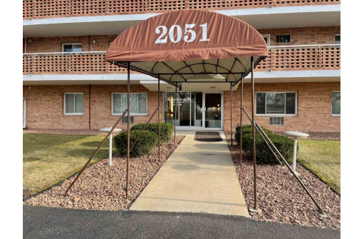 2051 Allen Blvd 301, Middleton, WI 53562