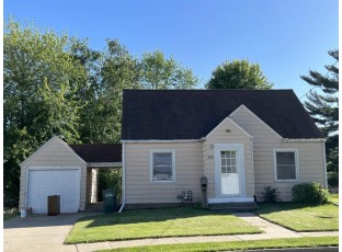 424 Russell St Baraboo, WI 53913