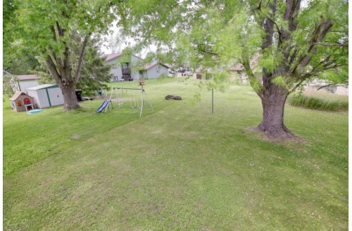 322 N Lexington Pky, DeForest, WI 53532