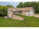 1731 Valley View Dr, Baraboo, WI 53913