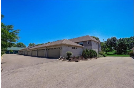 470 Park St, Sun Prairie, WI 53590