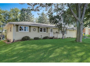 415 Patrick Ave Waunakee, WI 53597