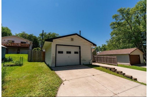 420 Linde St, DeForest, WI 53532