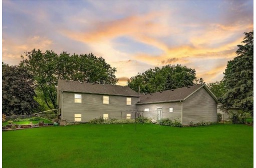 3887 Terrace Cir, DeForest, WI 53532