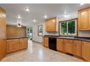 1043 Farnham St, Columbus, WI 53925