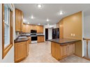 1043 Farnham St, Columbus, WI 53925