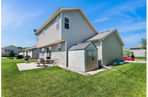 628 Meadow Trace, Deerfield, WI 53531