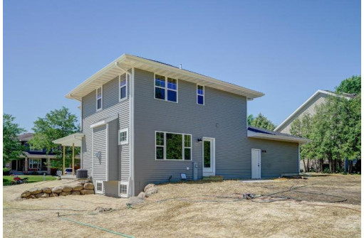 7806 Stratton Way, Madison, WI 53719