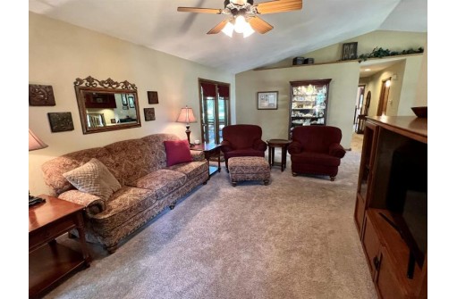 W469 Red Cedar Ln, Brodhead, WI 53520