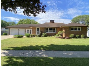 1441 Greenview Ave Janesville, WI 53548