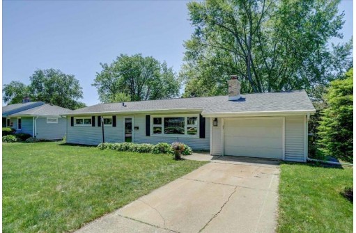 4333 Herrick Ln, Madison, WI 53711