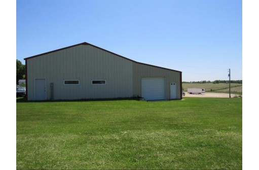 W5473 County Road Ff, Monroe, WI 53566