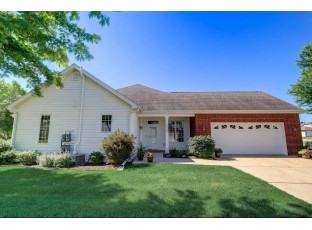 2838 Crinkle Root Dr Fitchburg, WI 53711