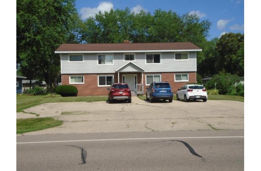 1809 Mills St, Black Earth, WI 53515