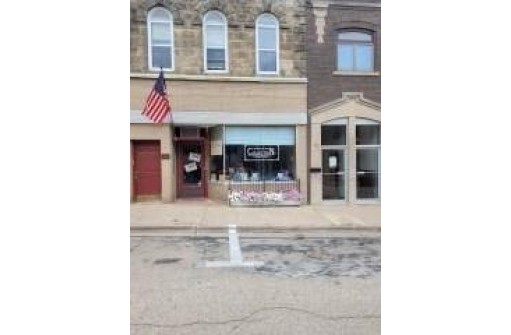 151 High St, Mineral Point, WI 53565