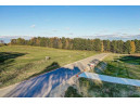 L5 Spruce Valley Dr, Verona, WI 53593