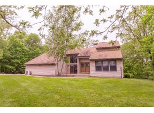 W4634 Richland Rd Monroe, WI 53566