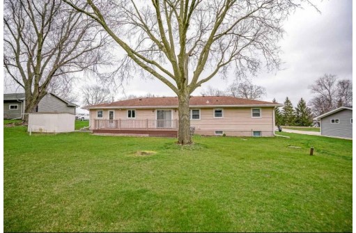 6181 County Road P, Dane, WI 53529