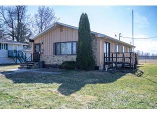 709 S Division St New Lisbon, WI 53950