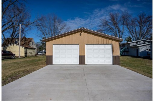 709 S Division St, New Lisbon, WI 53950