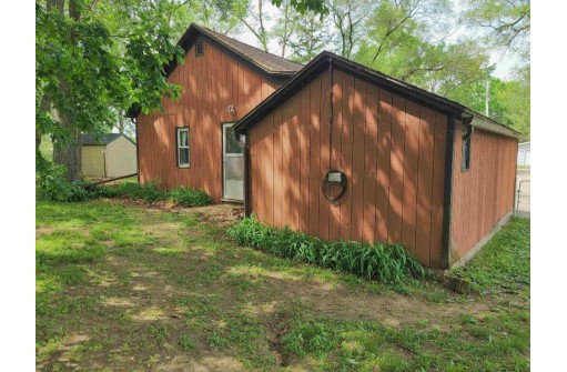 608 Jenny Wren Pass, Pardeeville, WI 53954