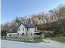 327 W River St, Darlington, WI 53530