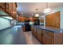 121 Coralberry Ct, Edgerton, WI 53534