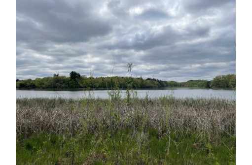 2.8 AC Deer Run Rd, Montello, WI 53949