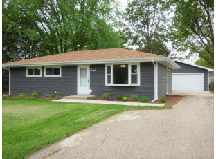 2708 Scotties Dr Beloit, WI 53511