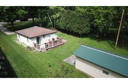 W10891 Tipperary Rd, Poynette, WI 53955