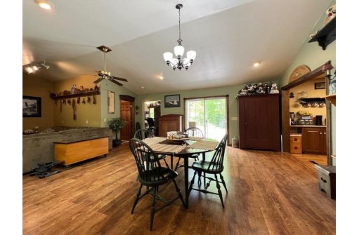 S9051 Timbercrest Tr, Prairie Du Sac, WI 53578