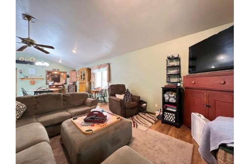 S9051 Timbercrest Tr, Prairie Du Sac, WI 53578