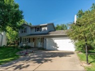 5 Laramie Ct