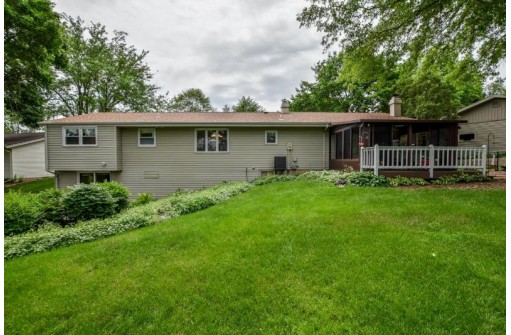 3116 Peachtree St, Janesville, WI 53548