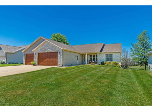 460 N Heatherstone Dr Sun Prairie, WI 53590