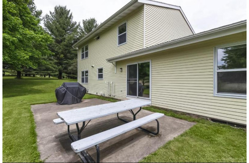 1961 County Road Mm, Fitchburg, WI 53575