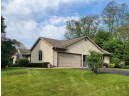 S4348 Fox Hill Cir, Baraboo, WI 53913