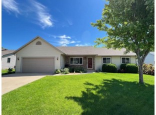 550 Oakwood Dr Oregon, WI 53575