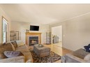 918 Sky Ridge Dr, Madison, WI 53719