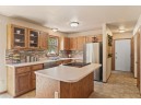 918 Sky Ridge Dr, Madison, WI 53719